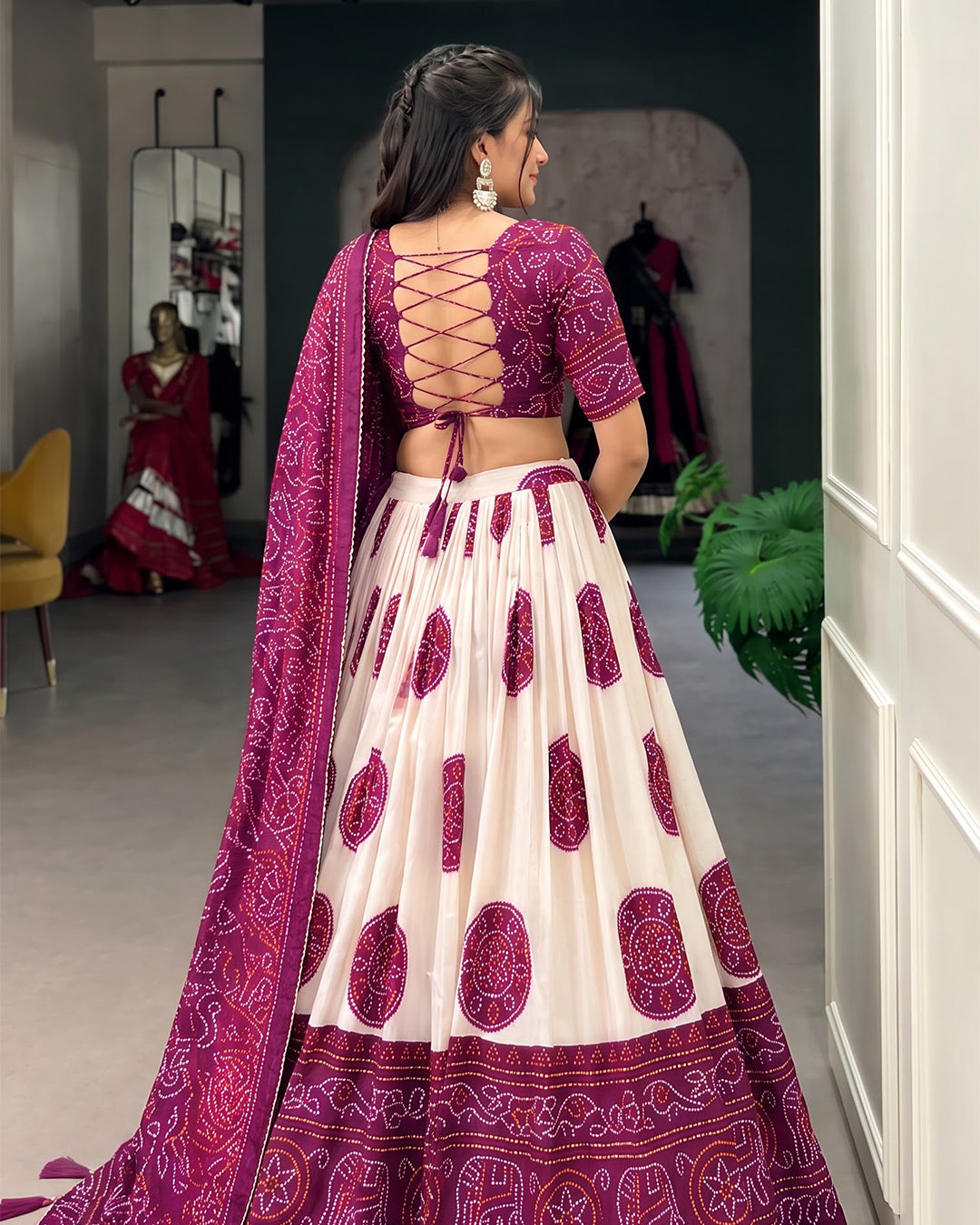 Women's Patola Bandhani Print Navratri Lehenga Choli Set with Dupatta