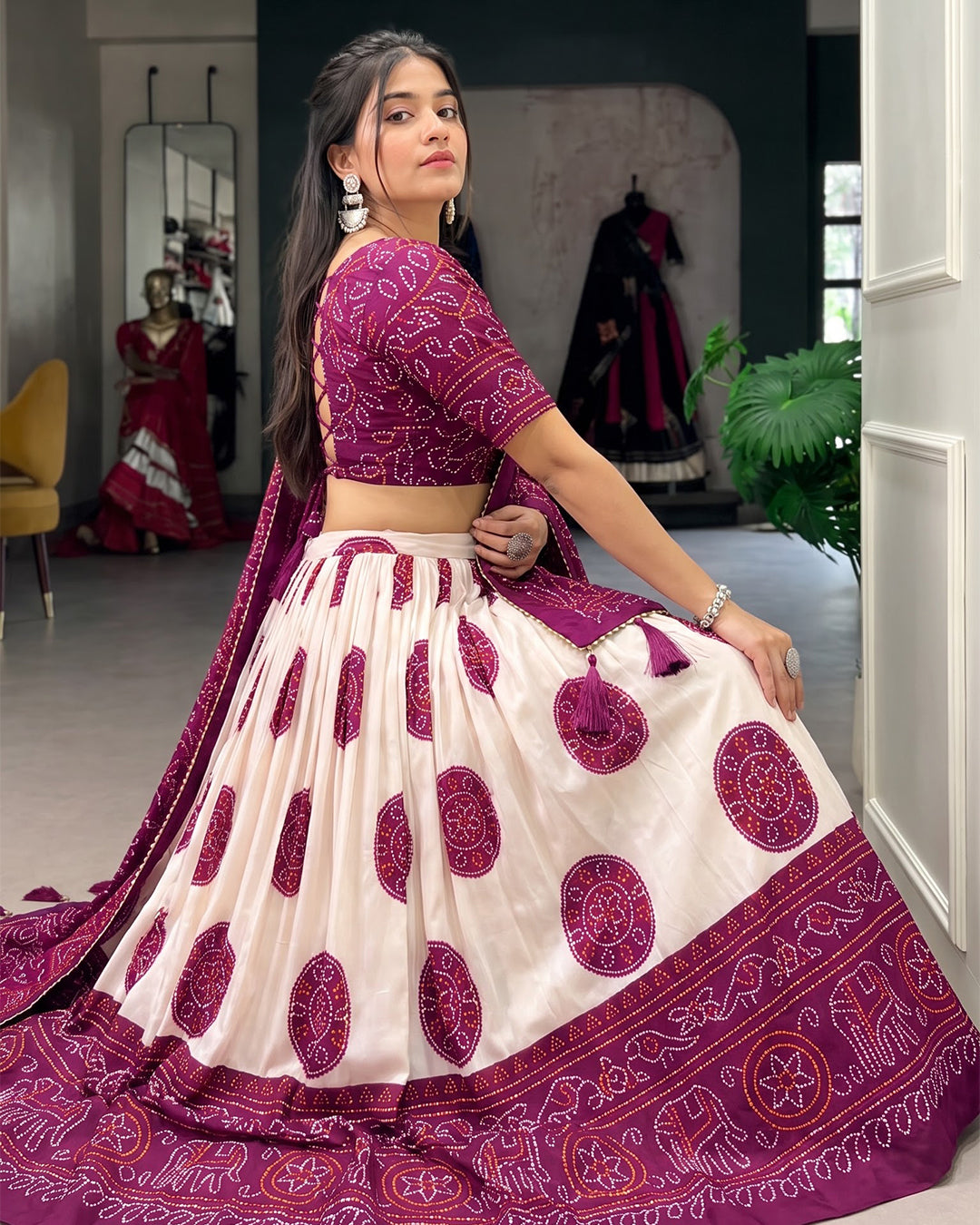 Women's Patola Bandhani Print Navratri Lehenga Choli Set with Dupatta